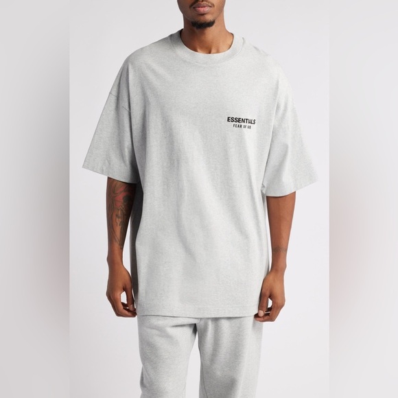 Fear of God Essentials Graphic T-Shirt in Heather Gray – NWT - Picture 7 of 7